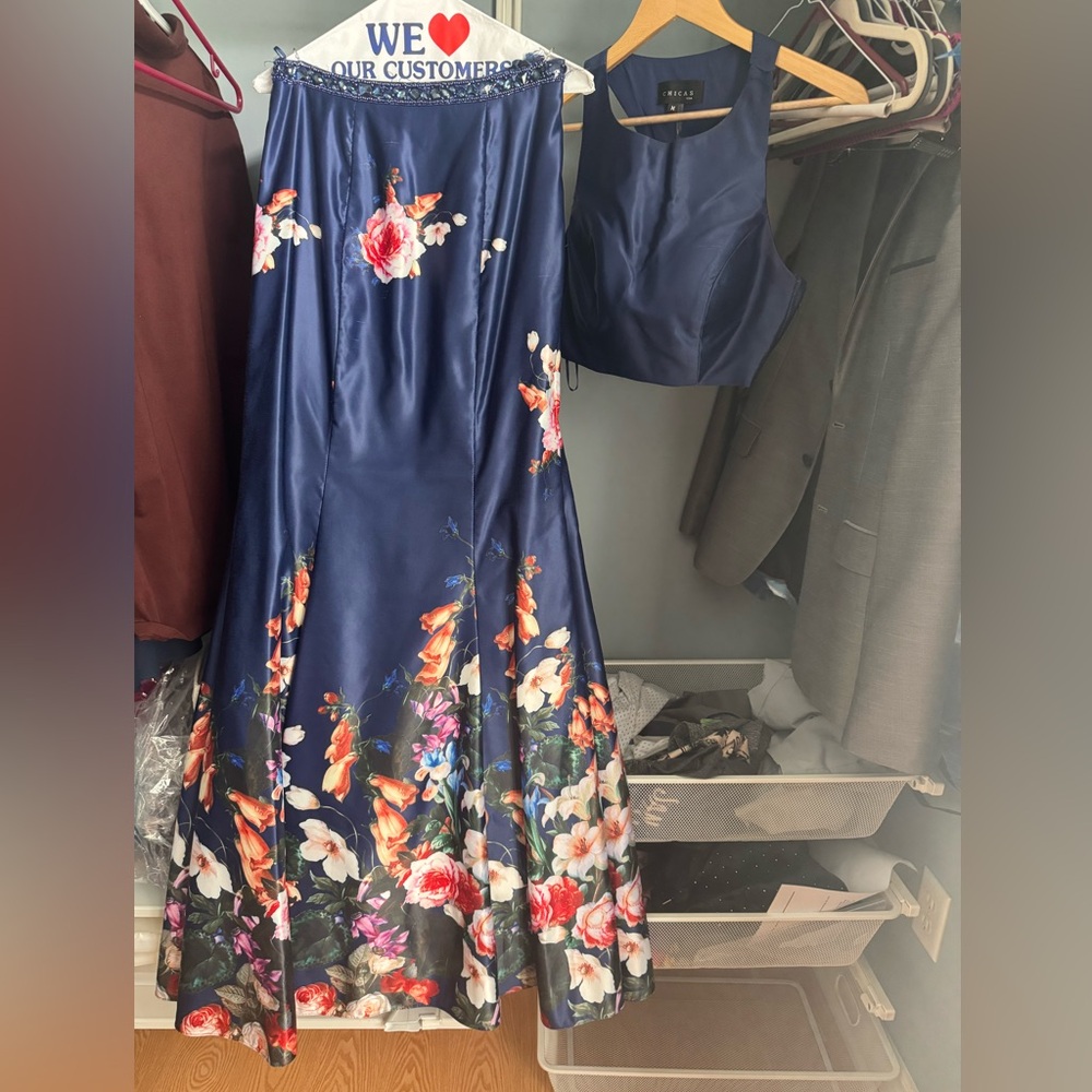 Two-Piece Chicas Dress